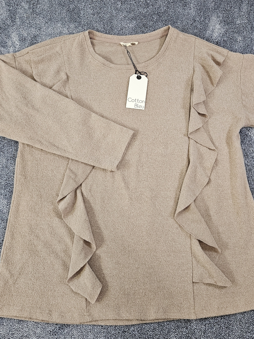 Women's Taupe Ruffle Long-Sleeve Top Size M